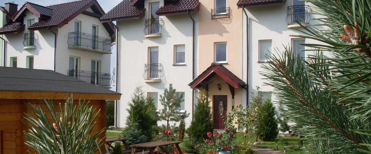 Budynek z miejscami do wynajęcia Widok z zewnątrz na budynek do wynajęcia